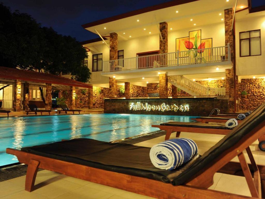 Full Moon Garden Hotel Negombo Exteriér fotografie