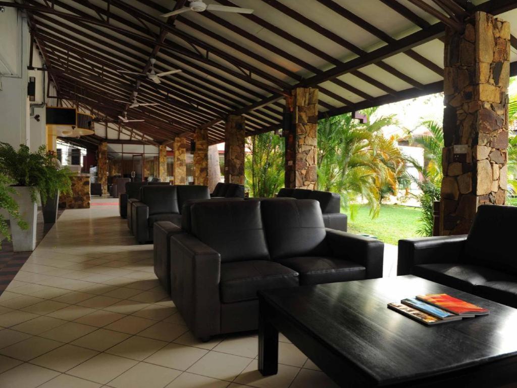 Full Moon Garden Hotel Negombo Exteriér fotografie