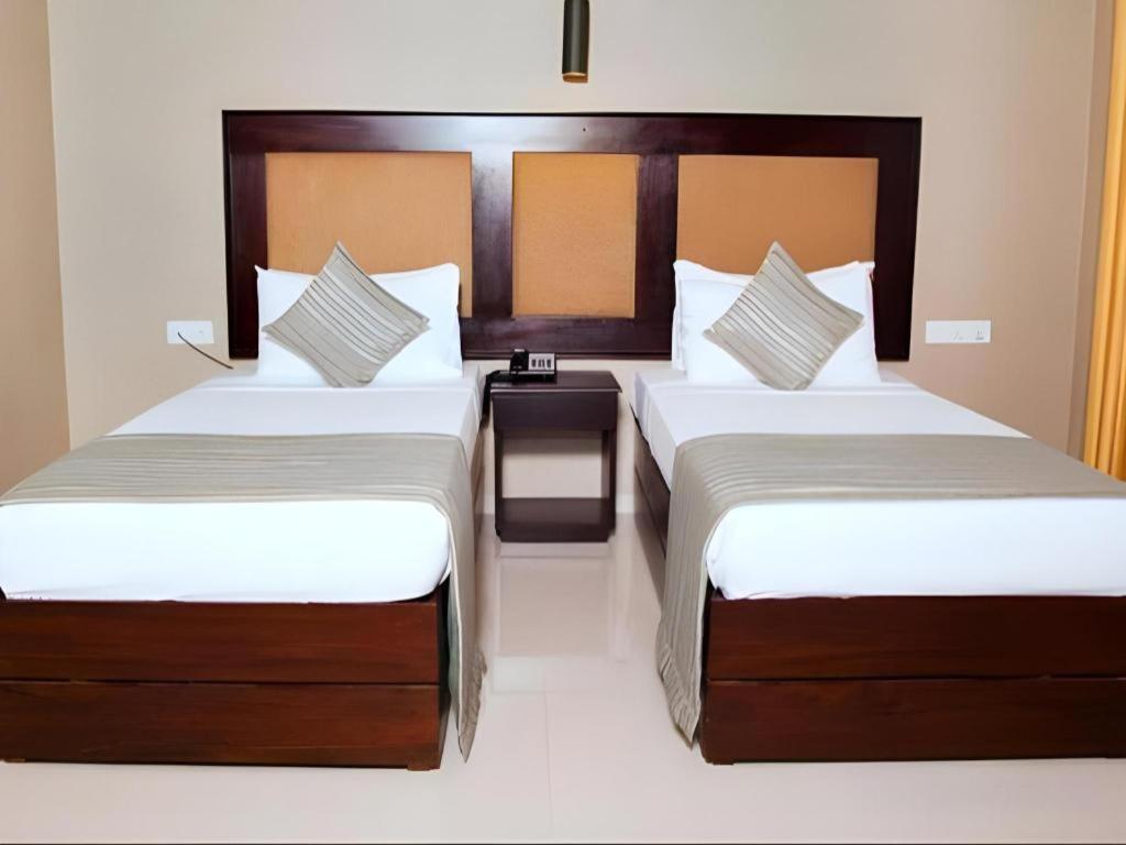 Full Moon Garden Hotel Negombo Exteriér fotografie