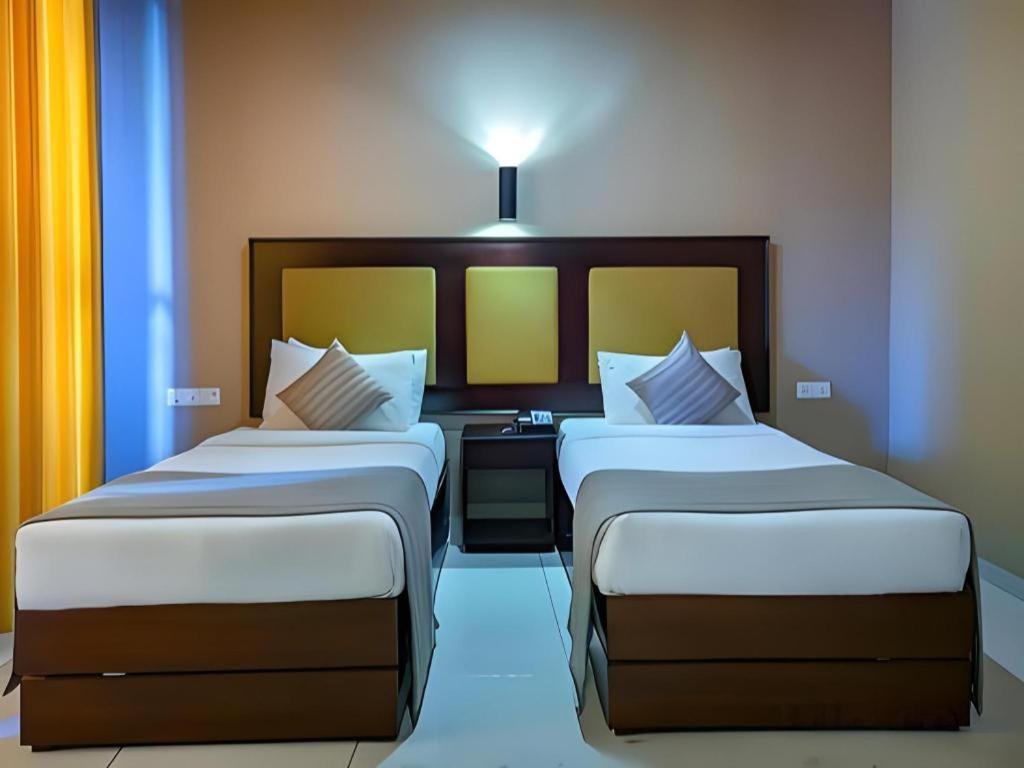 Full Moon Garden Hotel Negombo Exteriér fotografie