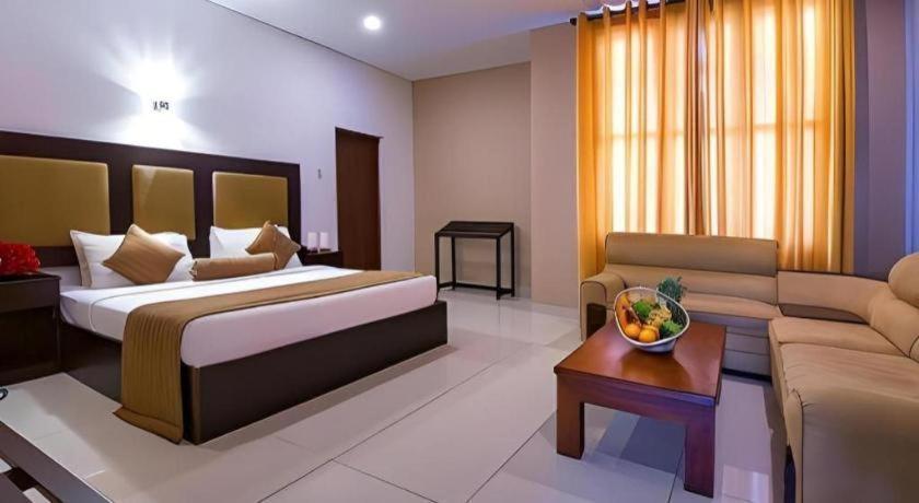 Full Moon Garden Hotel Negombo Exteriér fotografie