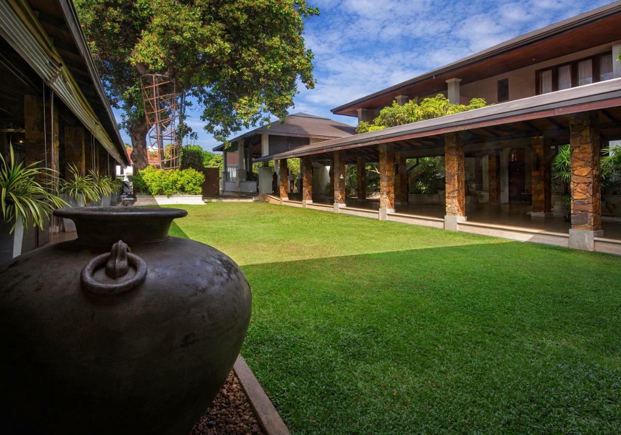 Full Moon Garden Hotel Negombo Exteriér fotografie